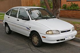 1996 Ford Festiva (WB) GLi 5-door hatchback (2016-01-04) 01.jpg